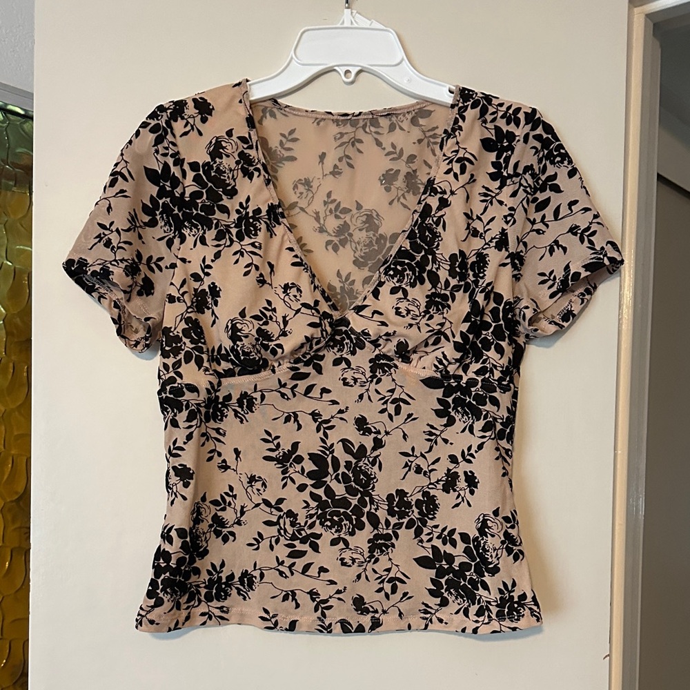 Floral V-Neck Women Top - Black and Cream